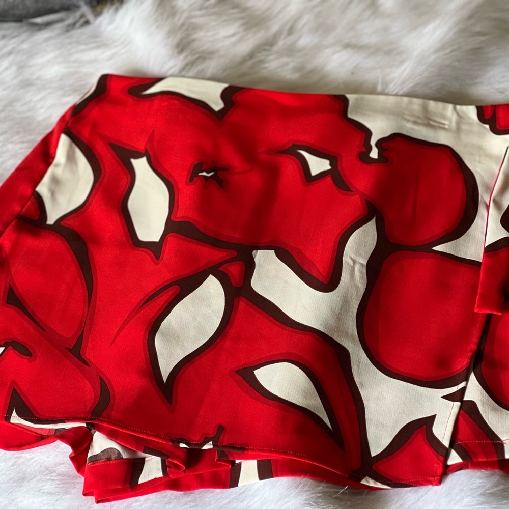 Nine West Red and Cream Women Shorts
